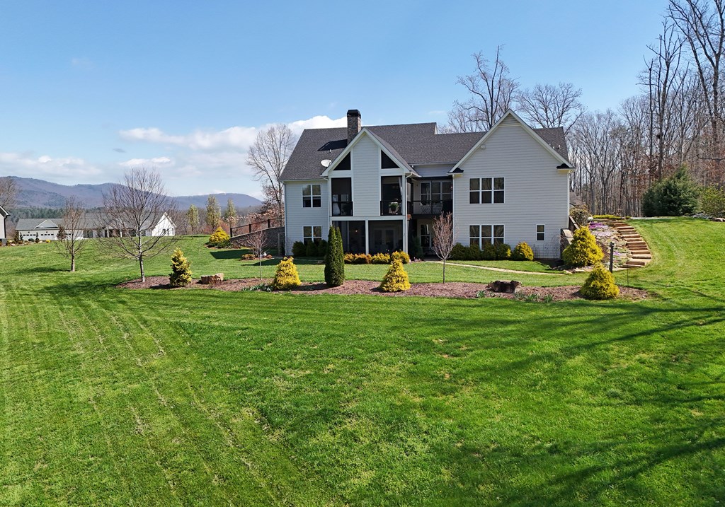 Blairsville, Georgia, 30512, United States, 4 Bedrooms Bedrooms, ,5 BathroomsBathrooms,Residential,Active,2030938