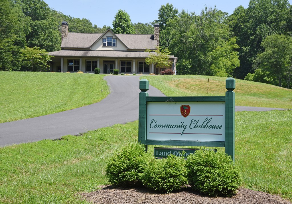 Blairsville, Georgia, 30512, United States, 4 Bedrooms Bedrooms, ,5 BathroomsBathrooms,Residential,Active,2030938