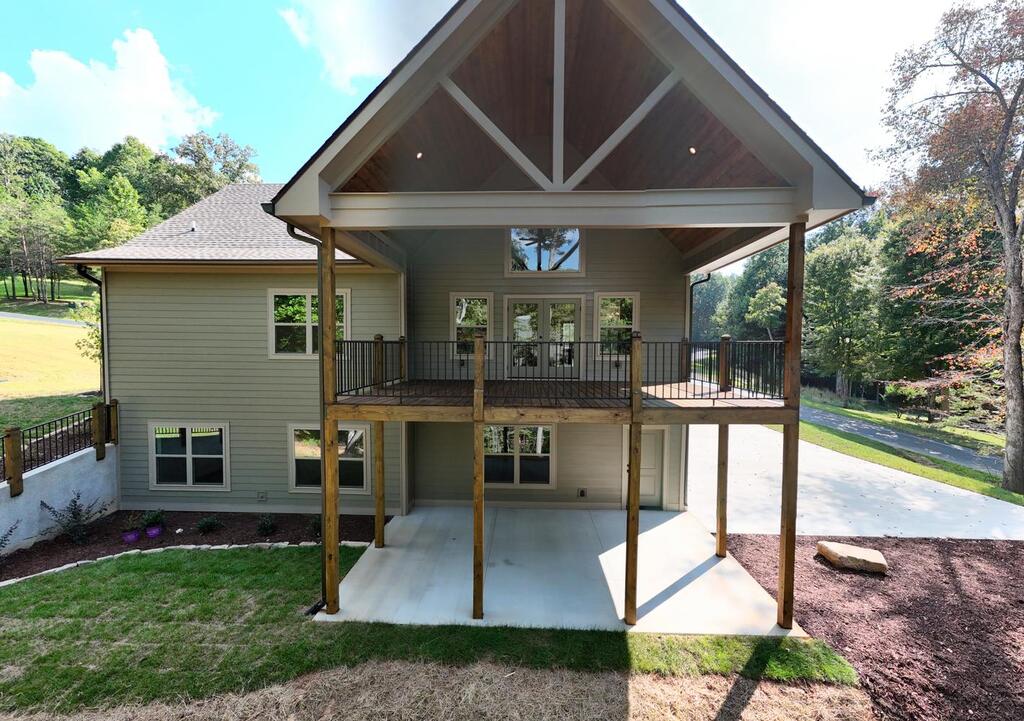 2079 Almont Road