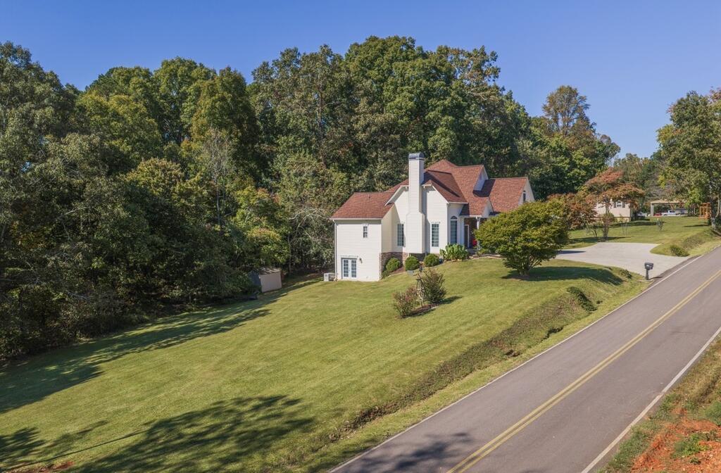 191 Roberts Ridge
