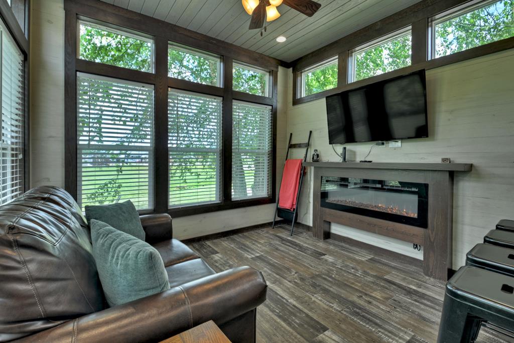 35 Mountain Meadows Circle