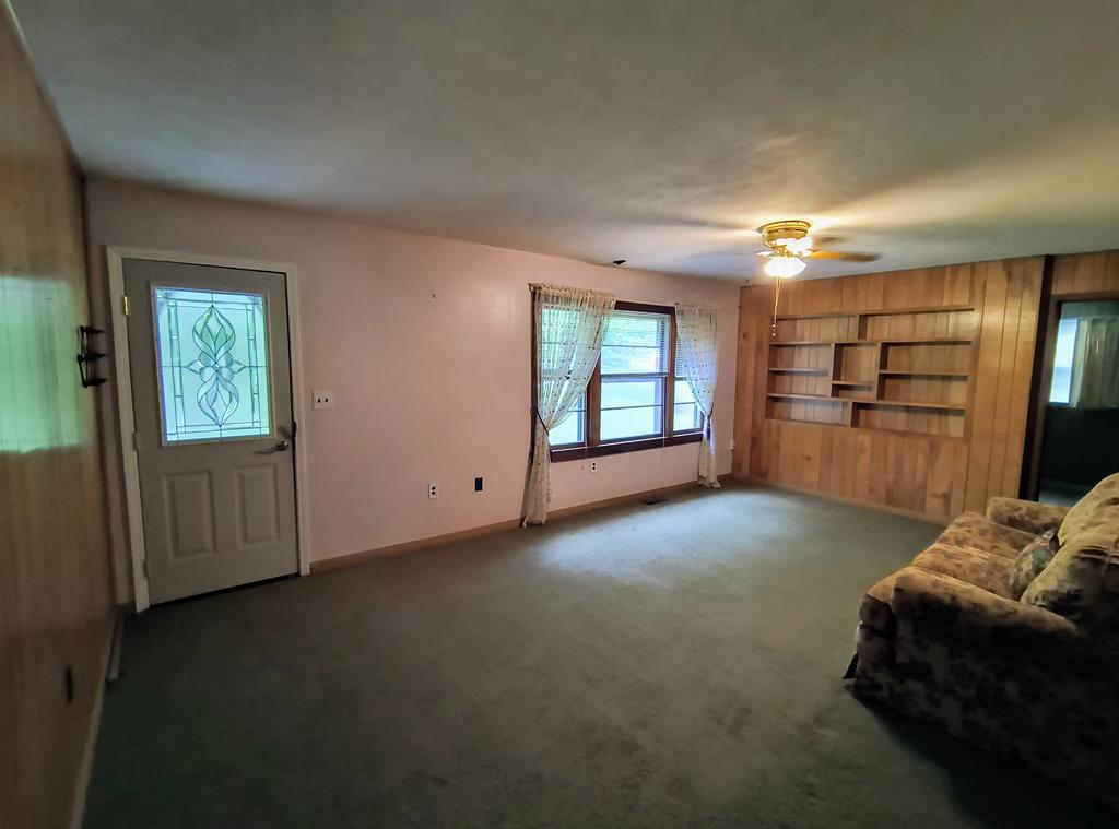 1149 Mineral Bluff Highway