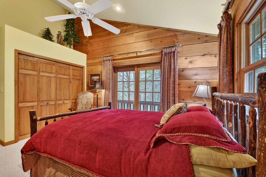 Cherry Log, Georgia, 30522, United States, 4 Bedrooms Bedrooms, ,4 BathroomsBathrooms,Residential,Active,2031430
