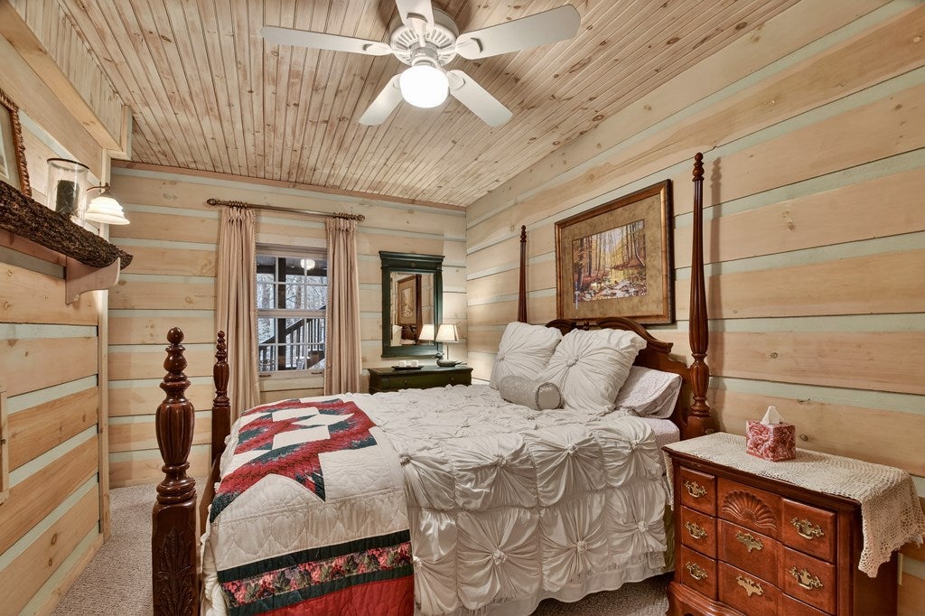 Cherry Log, Georgia, 30522, United States, 4 Bedrooms Bedrooms, ,4 BathroomsBathrooms,Residential,Active,2031430