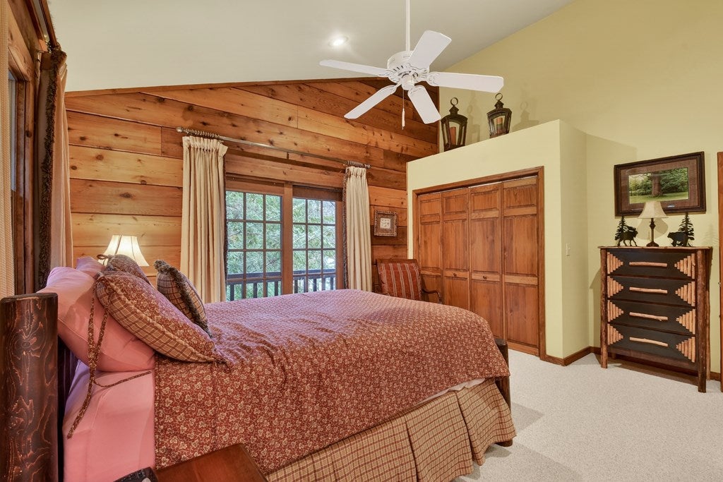Cherry Log, Georgia, 30522, United States, 4 Bedrooms Bedrooms, ,4 BathroomsBathrooms,Residential,Active,2031430