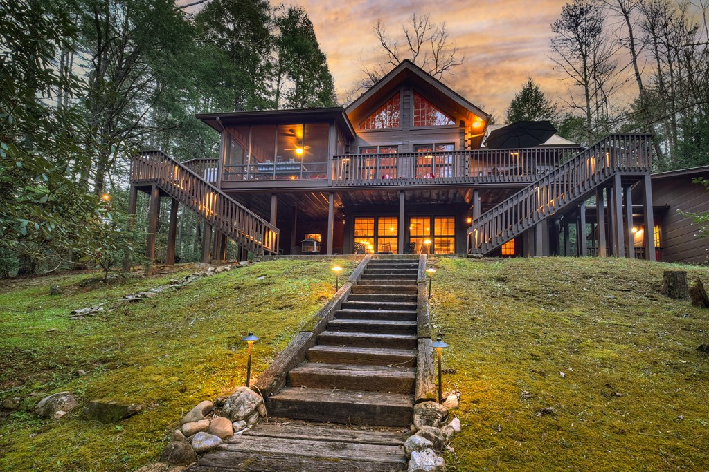 Cherry Log, Georgia, 30522, United States, 4 Bedrooms Bedrooms, ,4 BathroomsBathrooms,Residential,Active,2031430