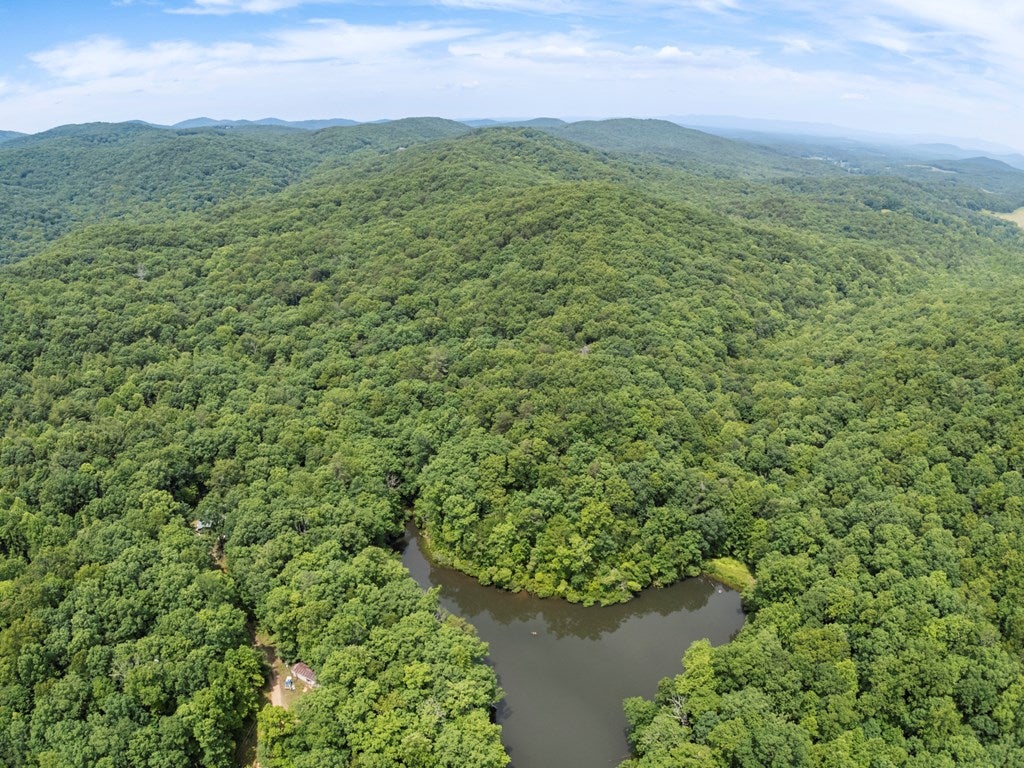 57.64 ac Mountain Ash Road