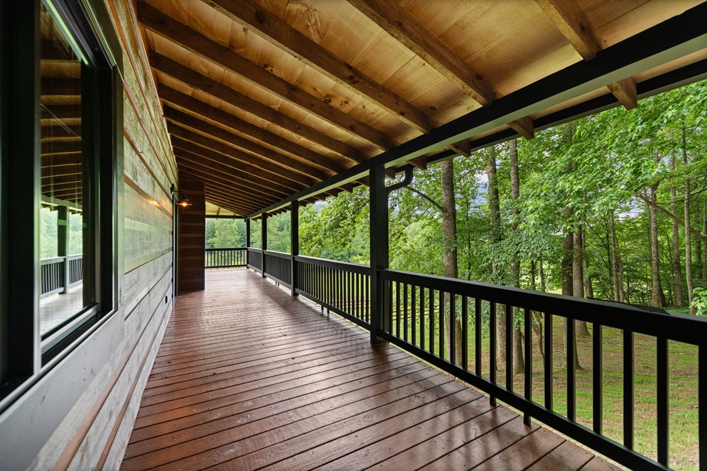 Blue Ridge, Georgia, 30513, United States, 3 Bedrooms Bedrooms, ,4 BathroomsBathrooms,Residential,Active,2008330