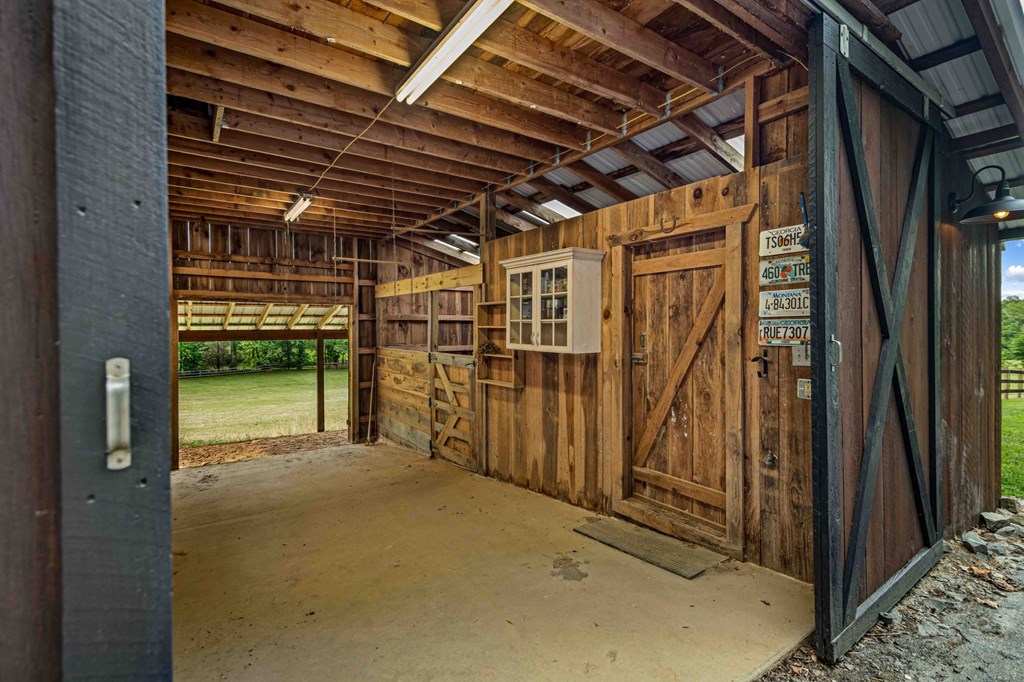 Blue Ridge, Georgia, 30513, United States, 3 Bedrooms Bedrooms, ,4 BathroomsBathrooms,Residential,Active,2008330