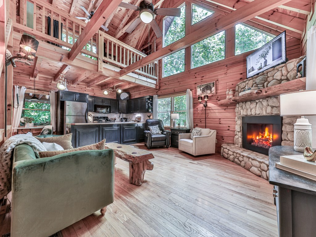34 Amber Way