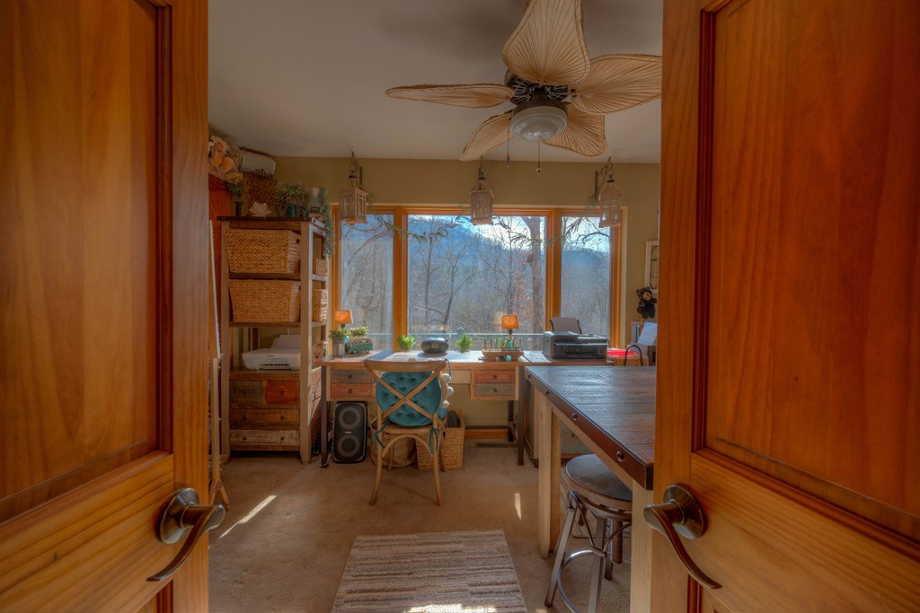 Hiawassee, Georgia, 30546, United States, 3 Bedrooms Bedrooms, ,2 BathroomsBathrooms,Residential,Active,2007353