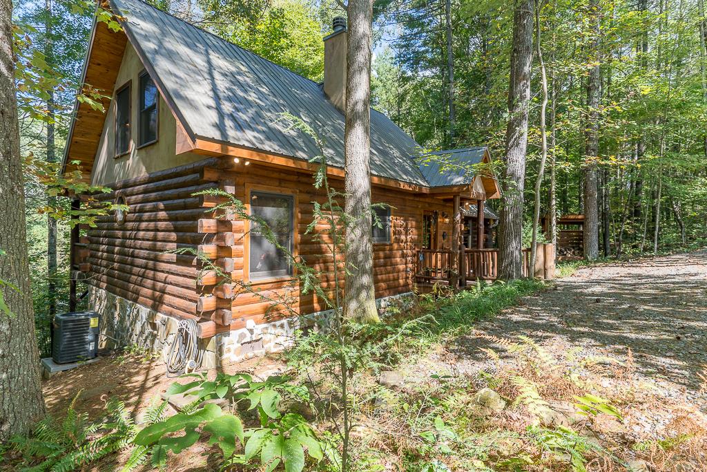 399 Vineyard Creek Way