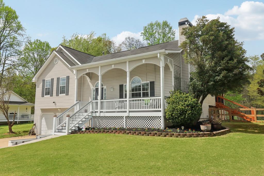 106 Thornwood Drive