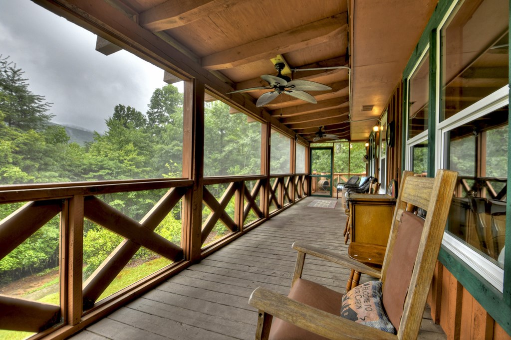3006 Doublehead Gap Road