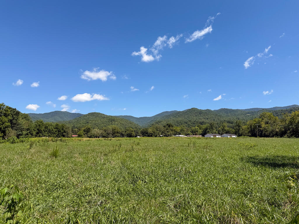 414 Old Robbinsville Road