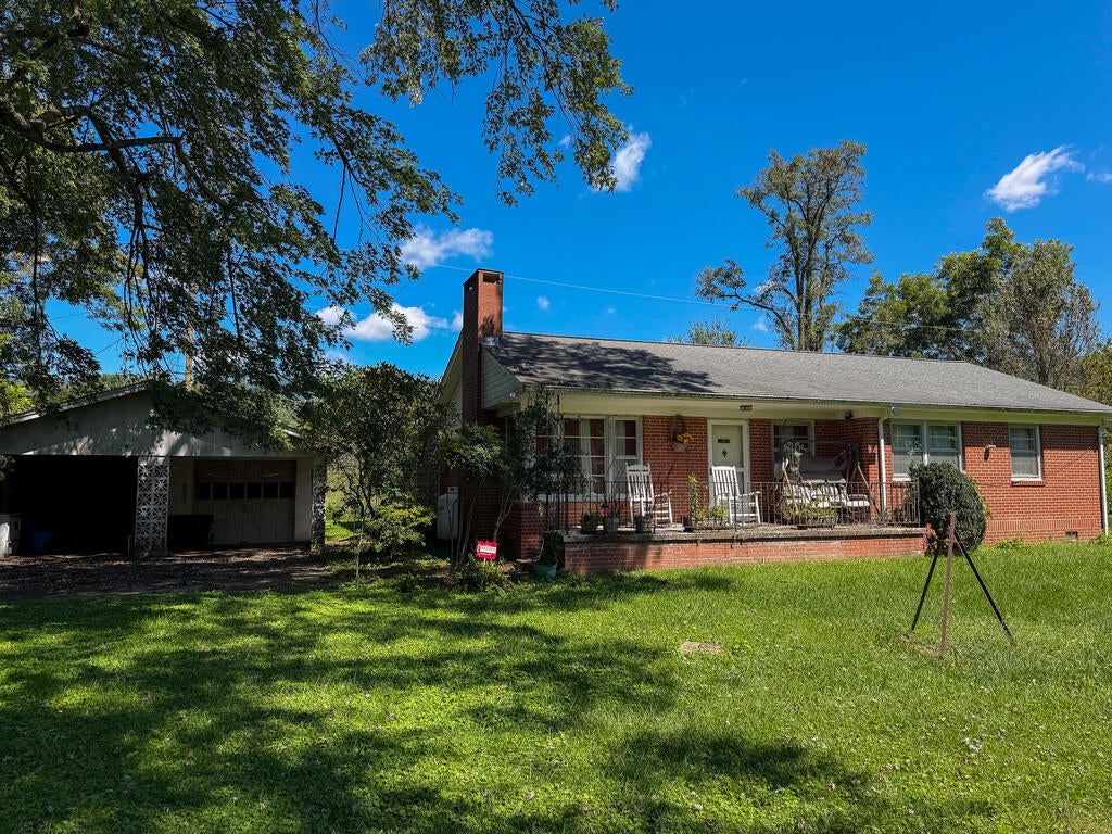 414 Old Robbinsville Road