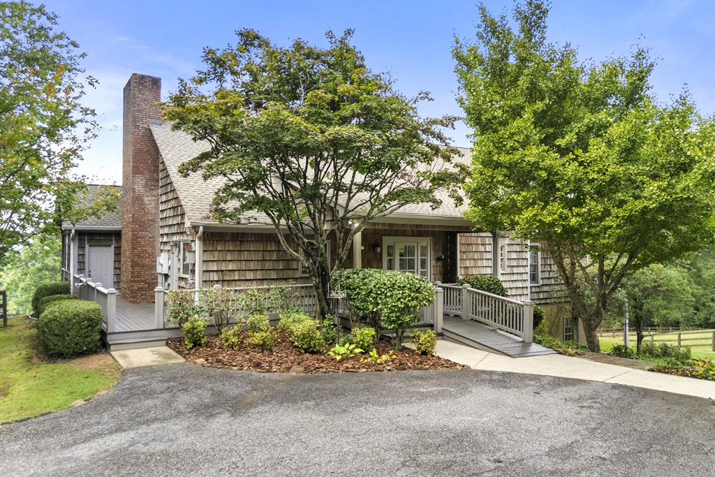 2653 Ben T Huiet Hwy