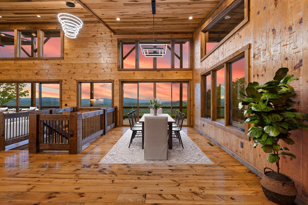 885 Tower Road