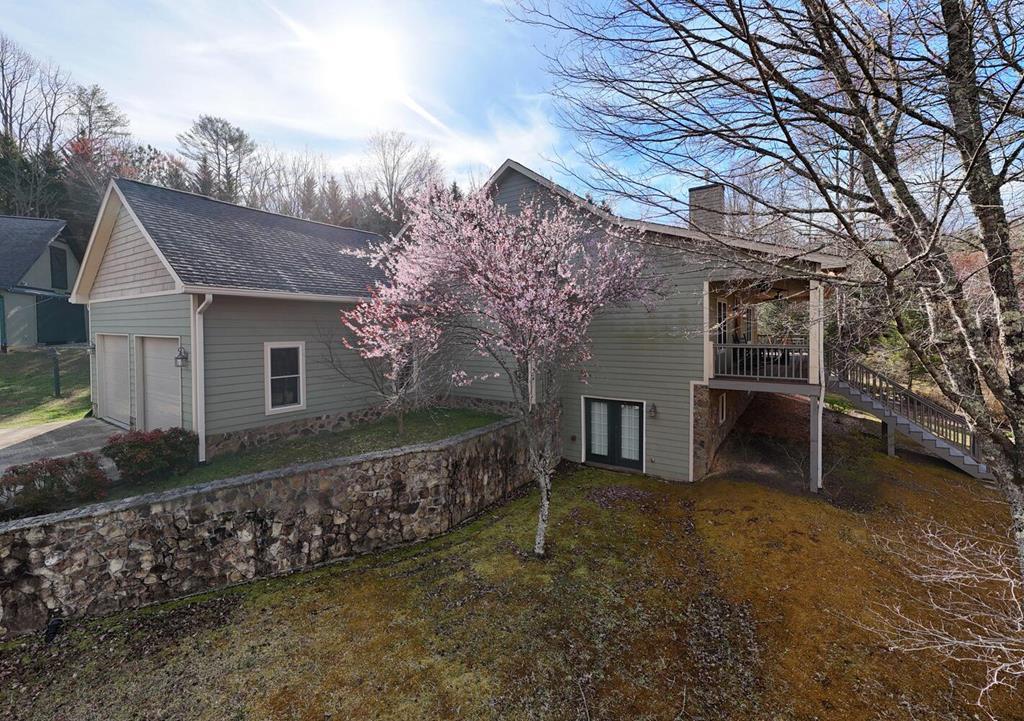 658 Ray Lewis Road