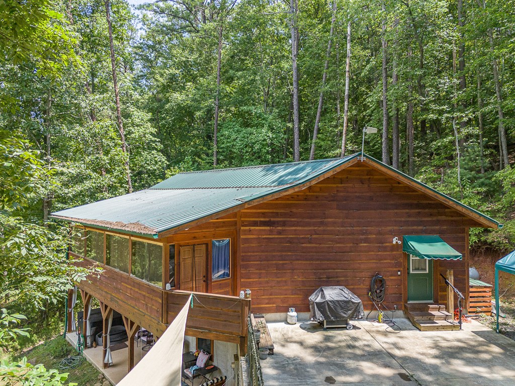 2153 Martins Creek Road