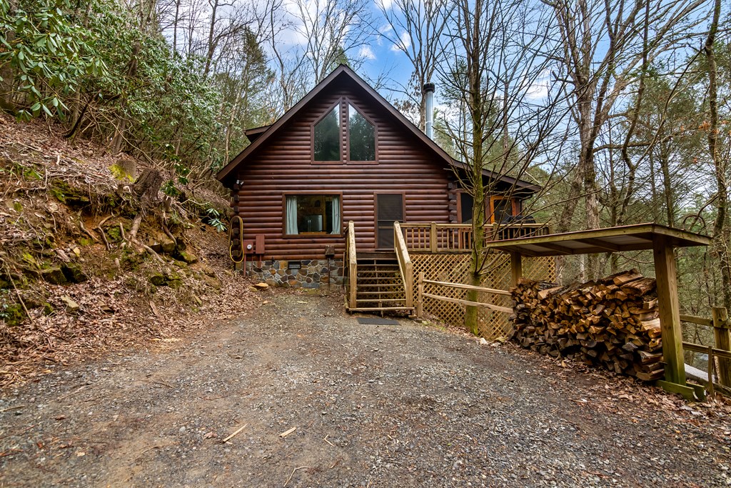 425 River Bend Court