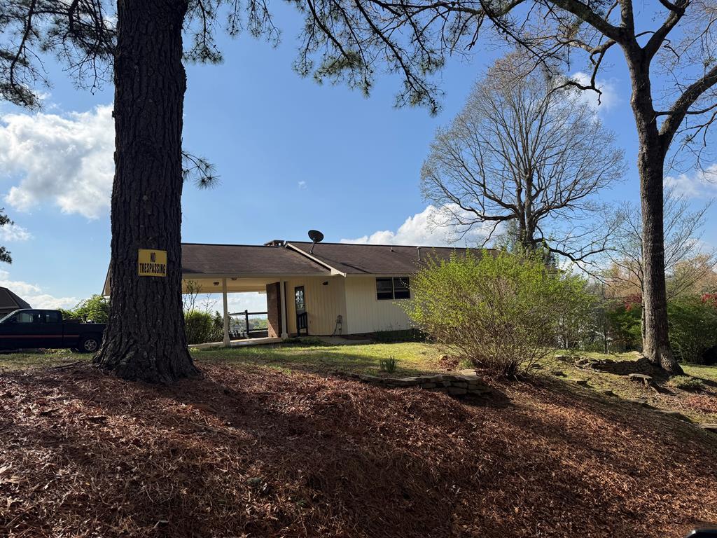 558 Old Dyer Road