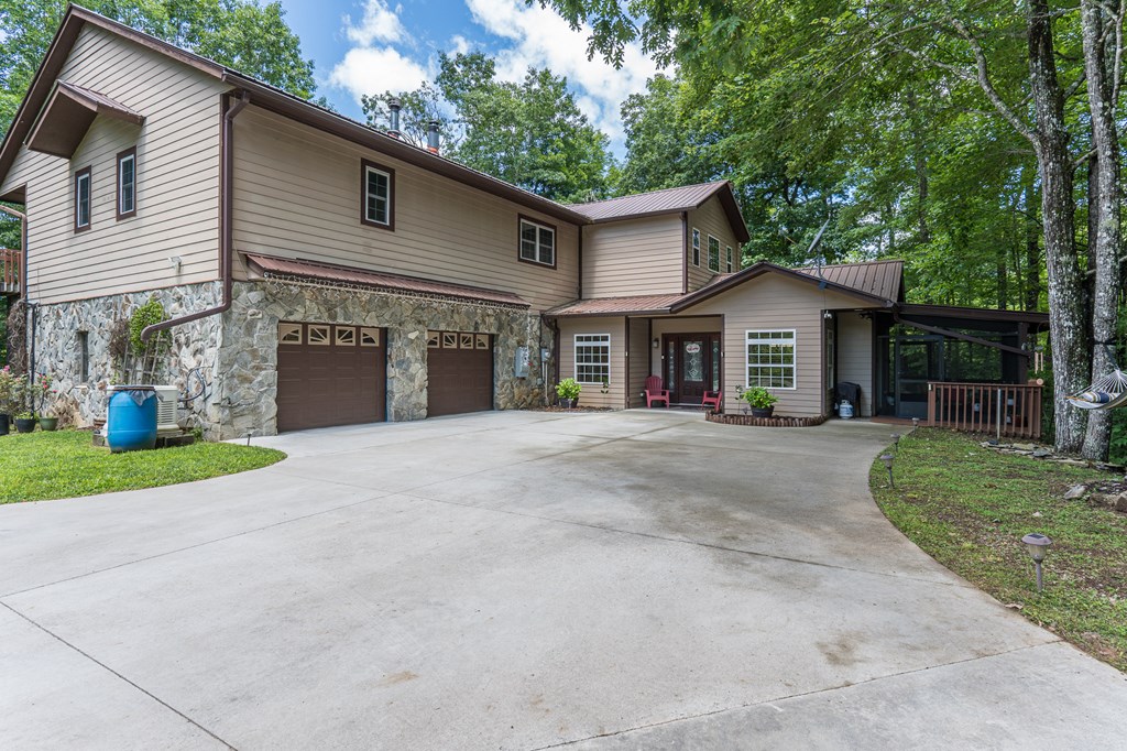 140 Kathryn Circle