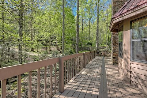 A home in Hiawassee