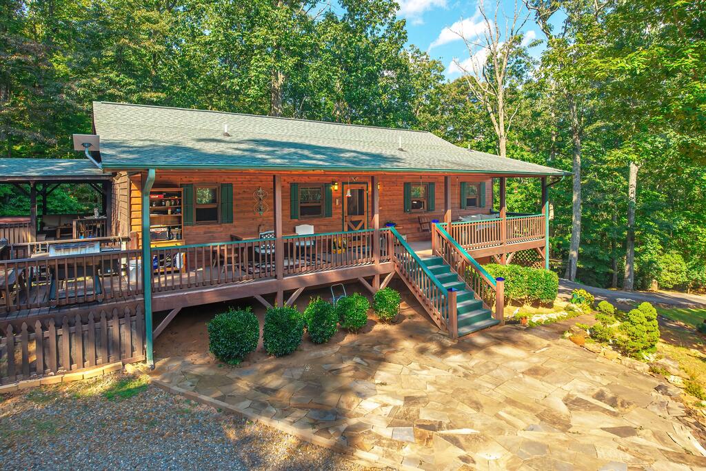320 Mossy Creek Trail
