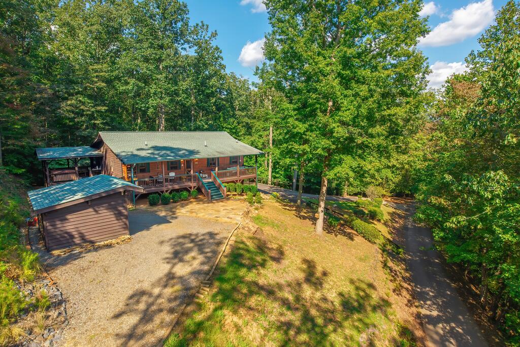 320 Mossy Creek Trail