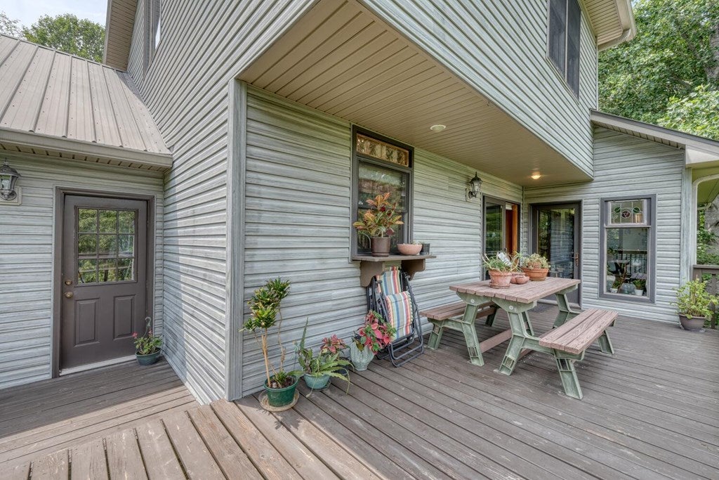Blairsville, Georgia, 30512, United States, 3 Bedrooms Bedrooms, ,3 BathroomsBathrooms,Residential,Active,1877859