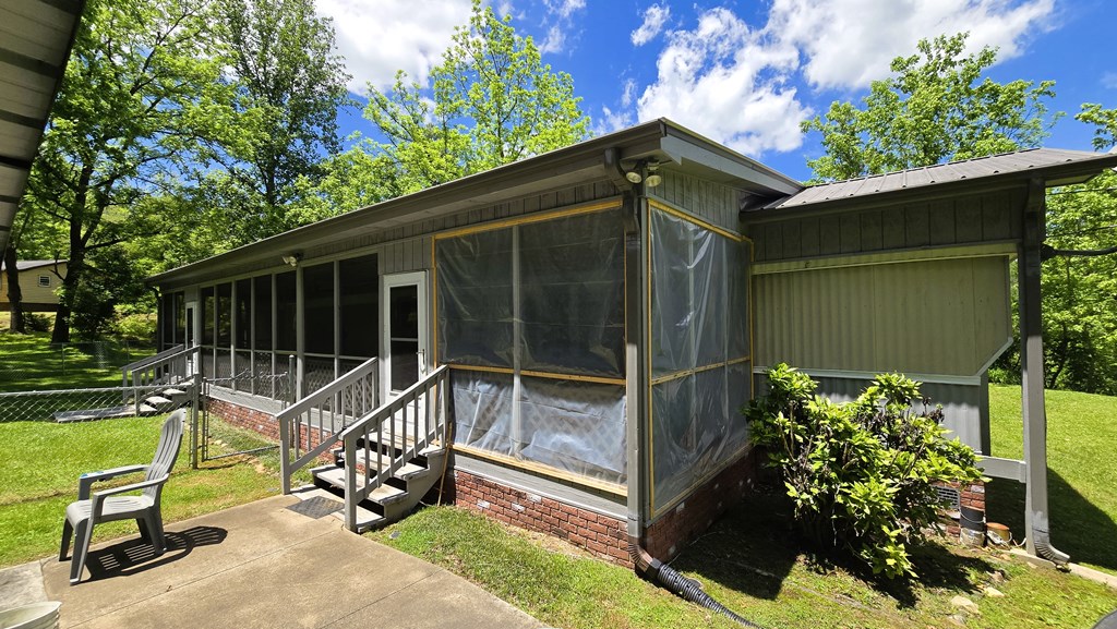 5451 Sampson Road