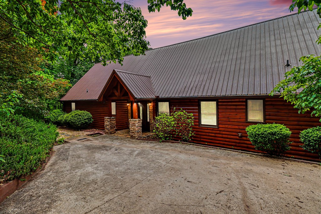 112 Eagles Nest Lane