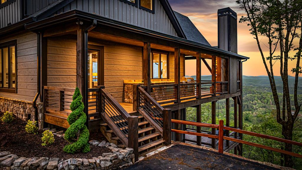 60 Jackie's Bluff
