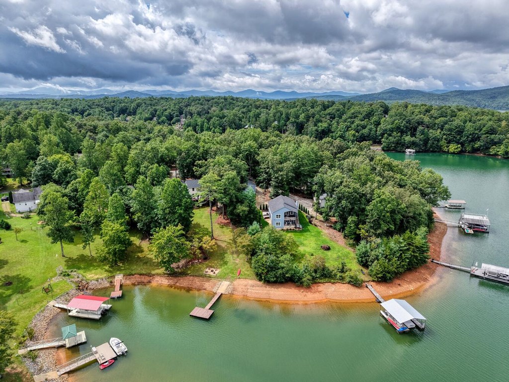 Blairsville, Georgia, 30512, United States, 4 Bedrooms Bedrooms, ,4 BathroomsBathrooms,Residential,Active,2029708