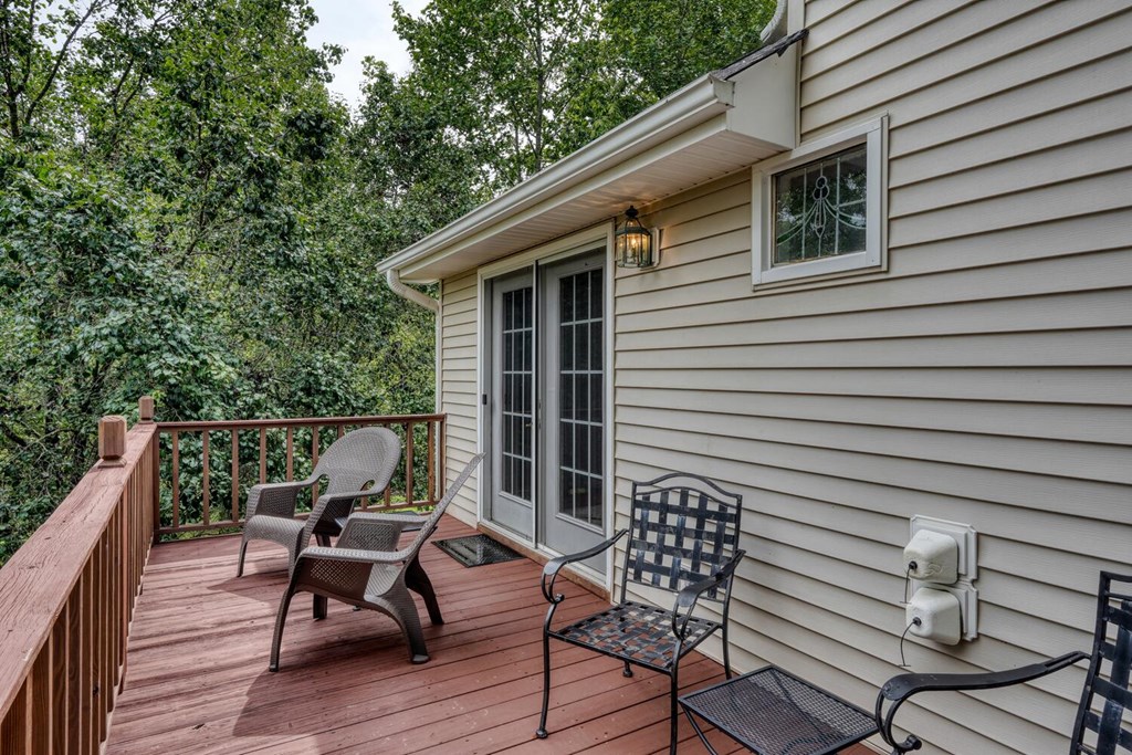 Blairsville, Georgia, 30512, United States, 4 Bedrooms Bedrooms, ,4 BathroomsBathrooms,Residential,Active,2029708