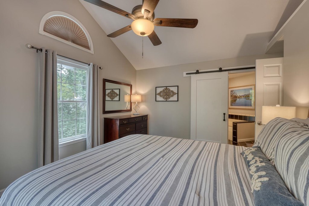 Blairsville, Georgia, 30512, United States, 4 Bedrooms Bedrooms, ,4 BathroomsBathrooms,Residential,Active,2029708