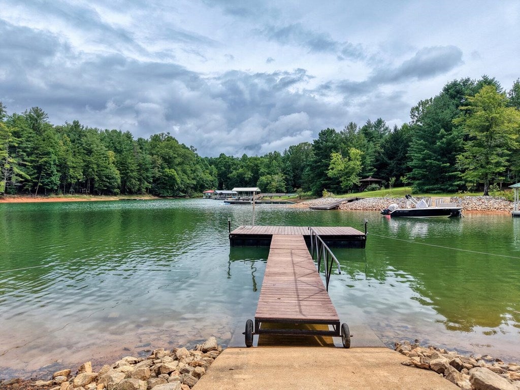 Blairsville, Georgia, 30512, United States, 4 Bedrooms Bedrooms, ,4 BathroomsBathrooms,Residential,Active,2029708
