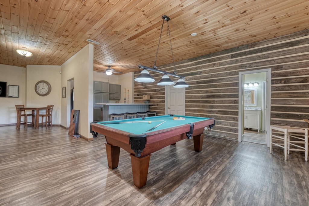 Blairsville, Georgia, 30512, United States, 4 Bedrooms Bedrooms, ,4 BathroomsBathrooms,Residential,Active,2029708