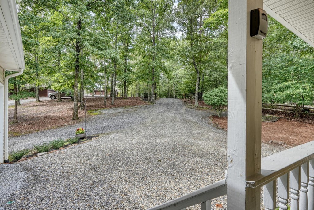 Blairsville, Georgia, 30512, United States, 4 Bedrooms Bedrooms, ,4 BathroomsBathrooms,Residential,Active,2029708