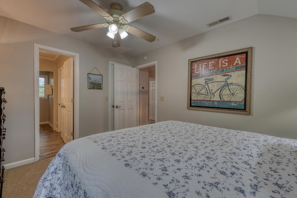 Blairsville, Georgia, 30512, United States, 4 Bedrooms Bedrooms, ,4 BathroomsBathrooms,Residential,Active,2029708