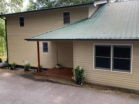 A home in Blairsville