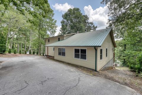 A home in Blairsville