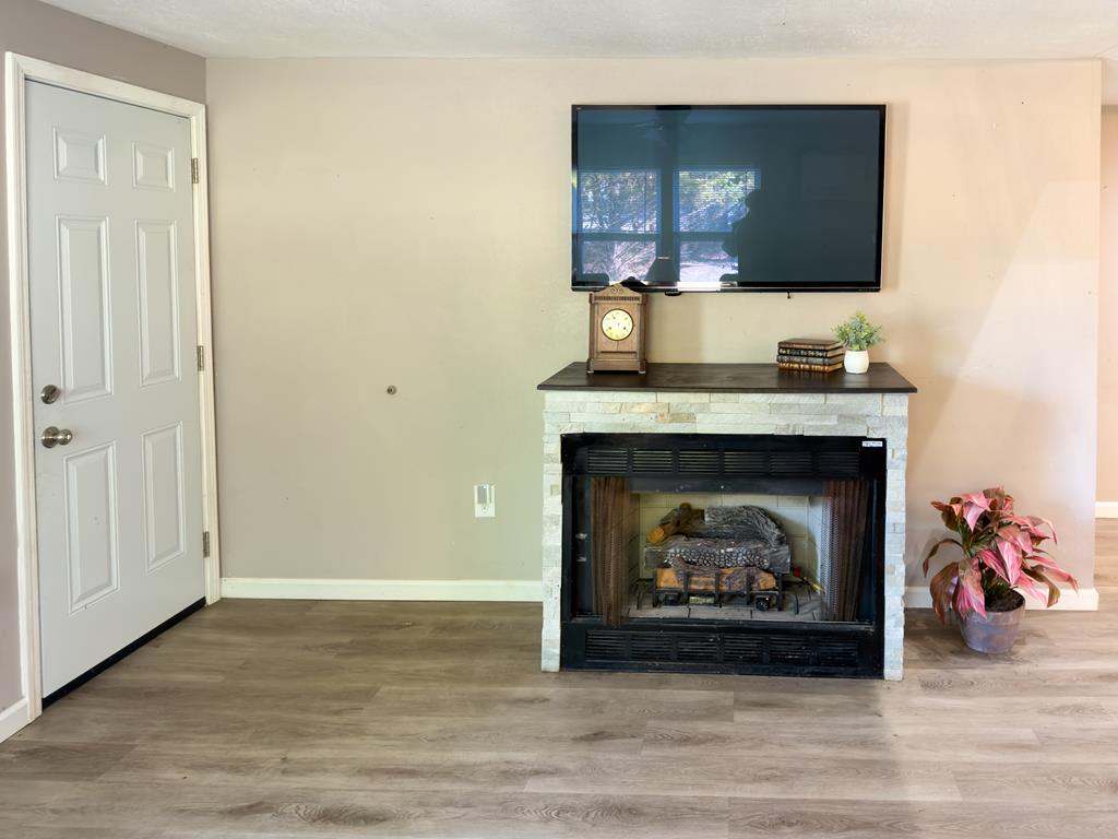 4101 Pat Colwell Road