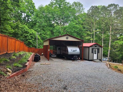 A home in Ellijay