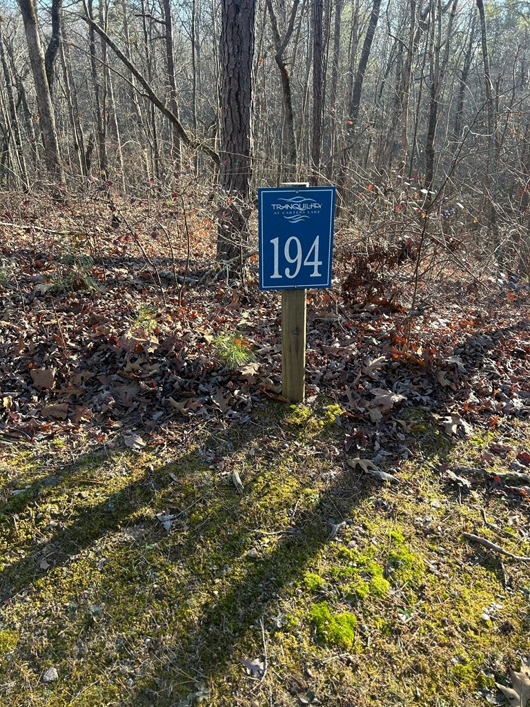 193,194 Harris Ridge Lane