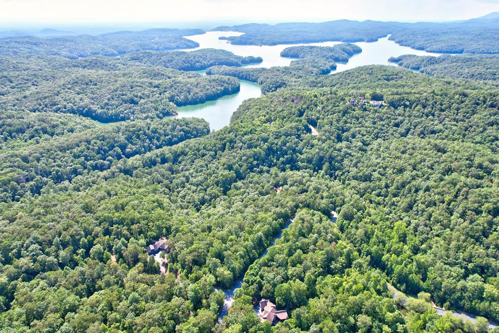 193,194 Harris Ridge Lane