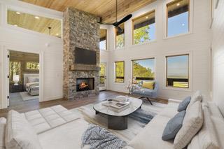 85 Longview Terrace