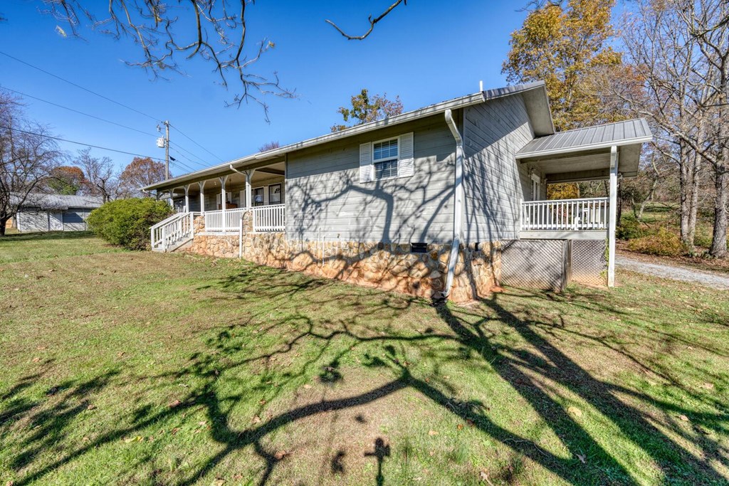 431 Clear Creek Rd
