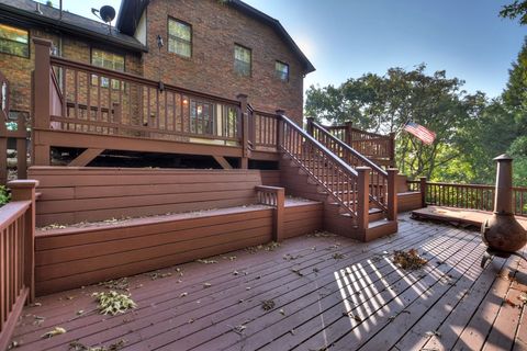 A home in Mccaysville